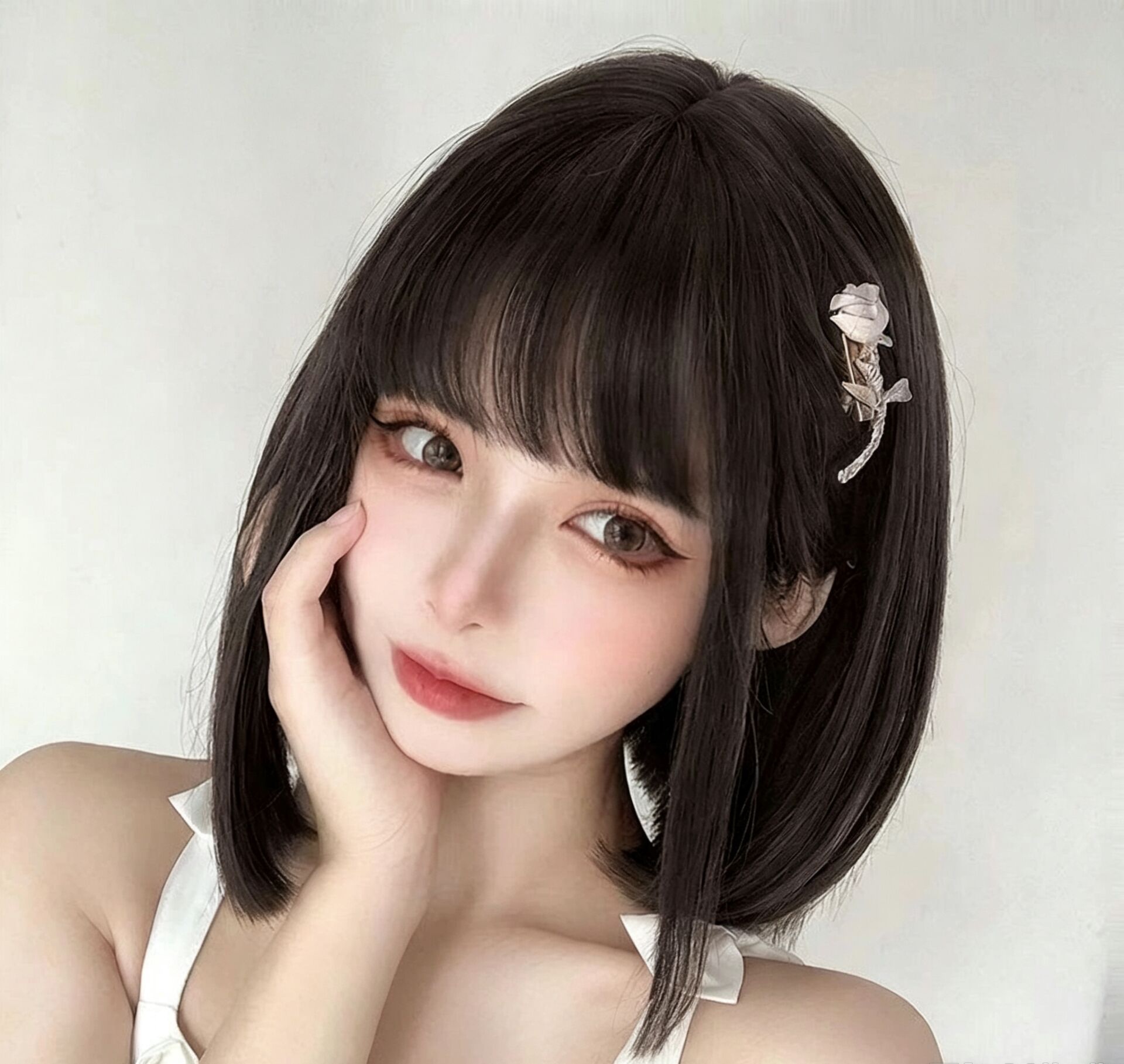 Short Bob Wig with Bangs, Natural Straight Cosplay Daily Wig for Women
