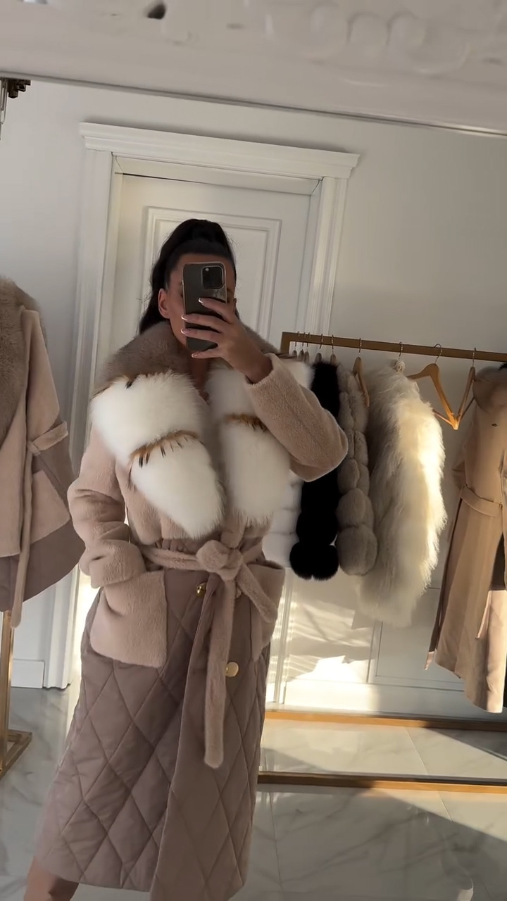 Long and short fur collar trench coats