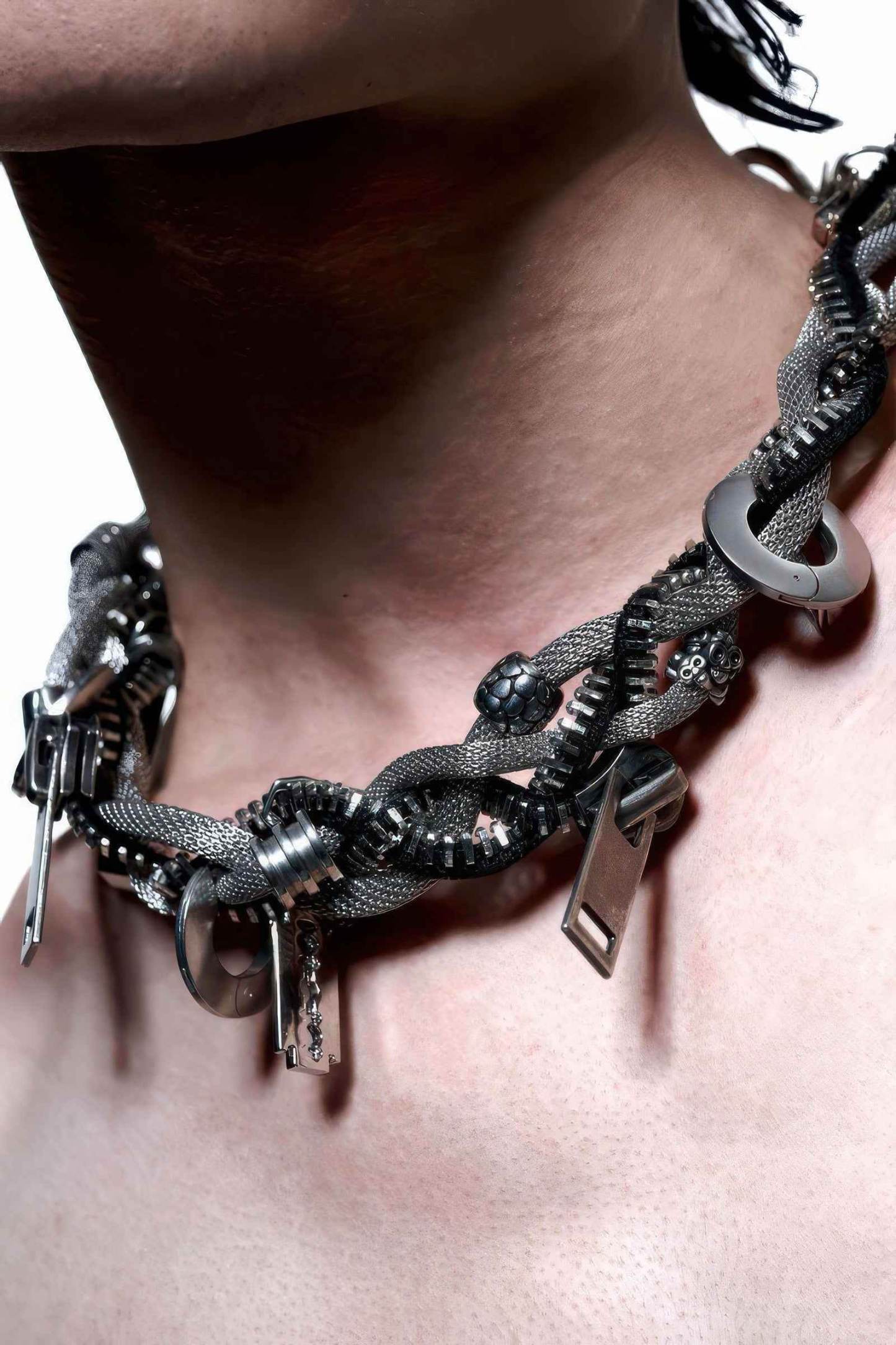 Heavy-Duty Multi-Wear Metal Mechanic Necklace - Futuristic Design