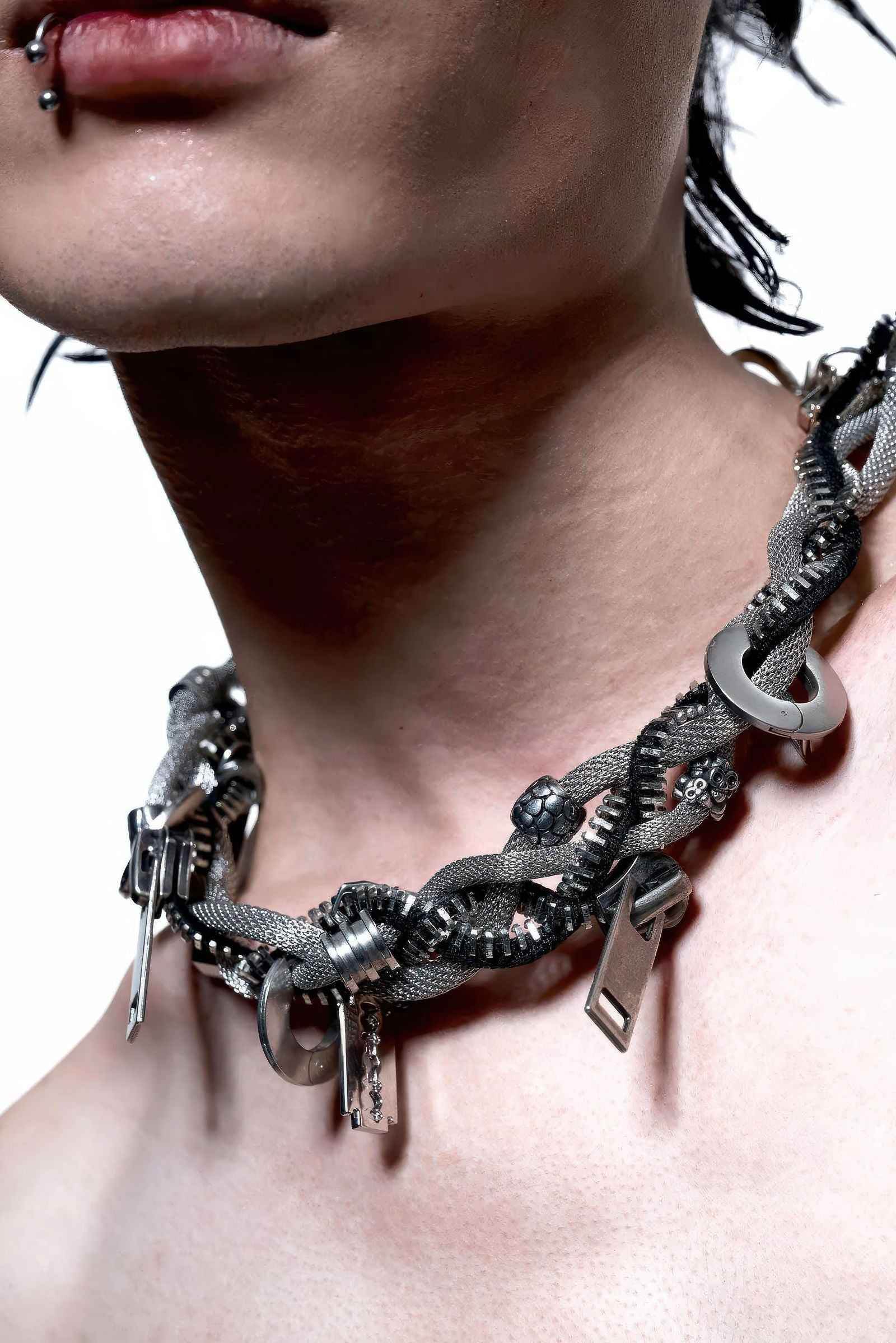 Heavy-Duty Multi-Wear Metal Mechanic Necklace - Futuristic Design