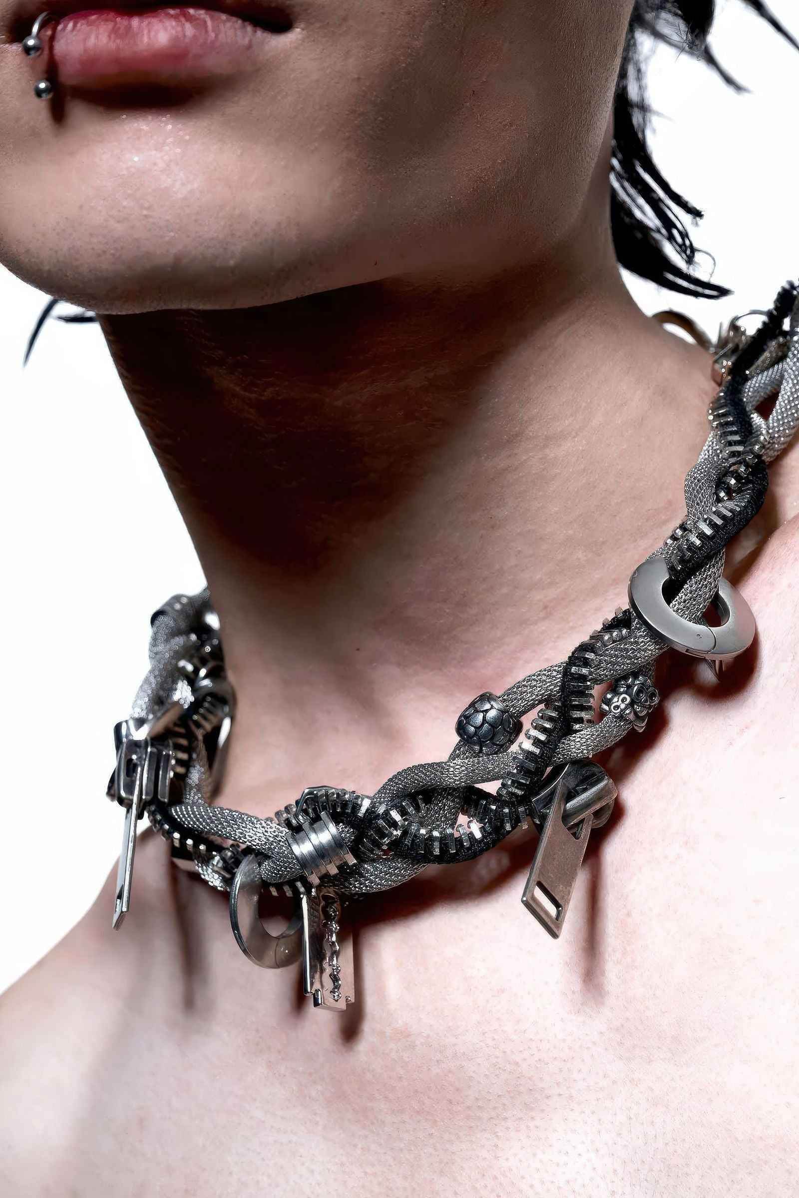 Heavy-Duty Multi-Wear Metal Mechanic Necklace - Futuristic Design