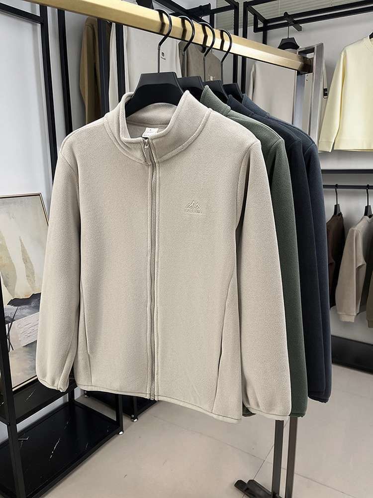 🔥 Men’s Fleece Jacket — Warmth, Style & Comfort in One 🔥