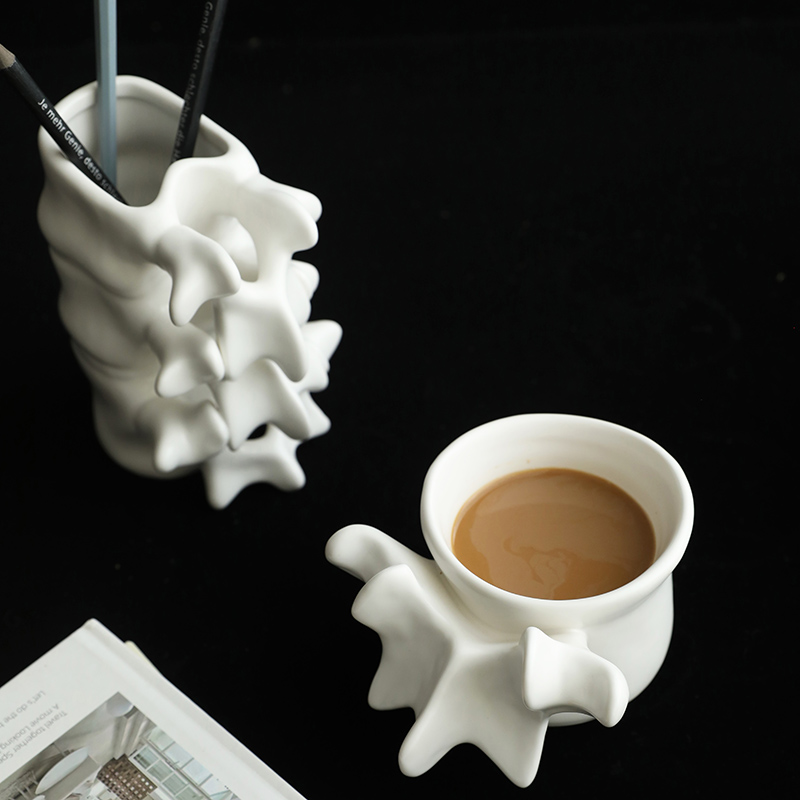 Spine Ceramic Mug & Vase Set