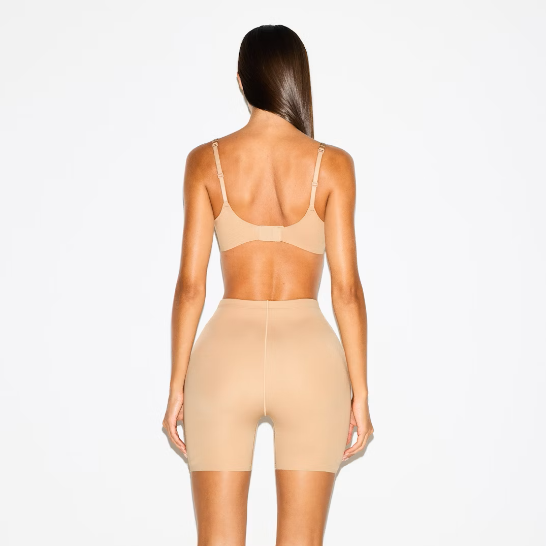 BUTT AND HIP ENHANCING MID THIGH SHORT