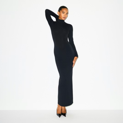 TURTLENECK LONG DRESS