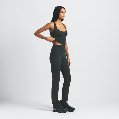 V-LINE 39" STRAIGHT LEGGING