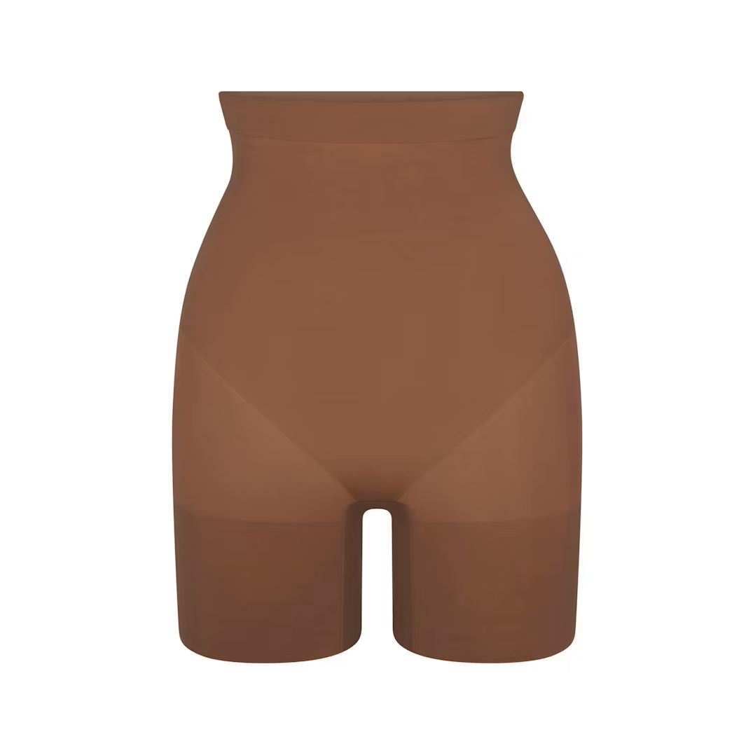 HIGH-WAISTED MID THIGH SHORT