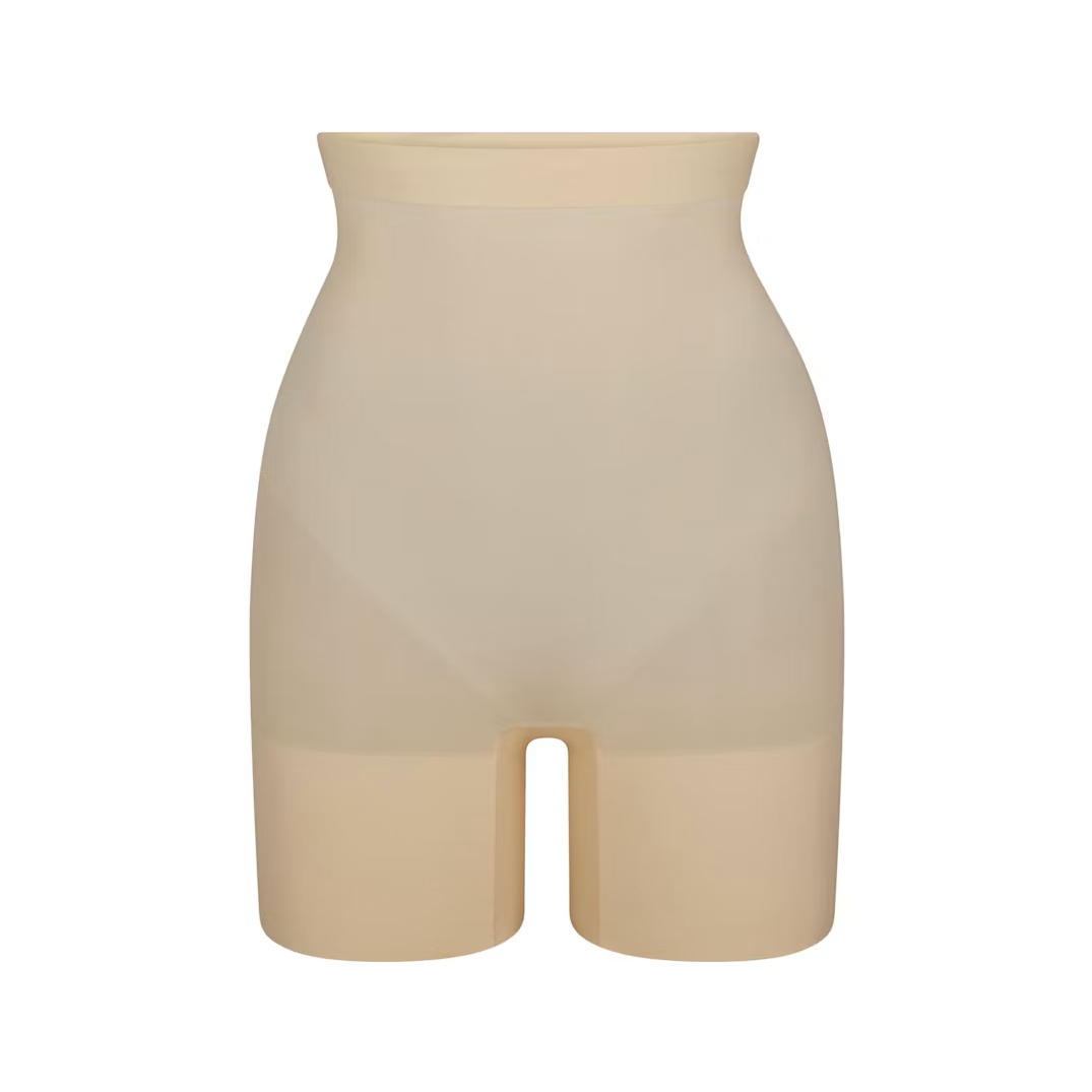 HIGH-WAISTED MID THIGH SHORT