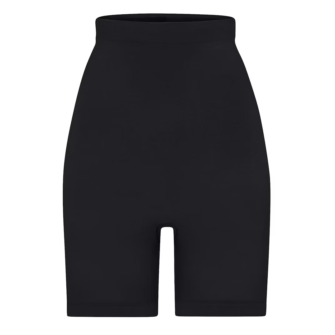 HIGH-WAISTED ABOVE THE KNEE SHORT