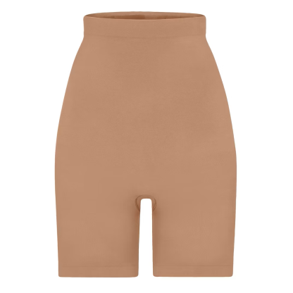 HIGH-WAISTED ABOVE THE KNEE SHORT