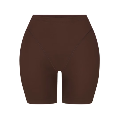 BUTT AND HIP ENHANCING MID THIGH SHORT