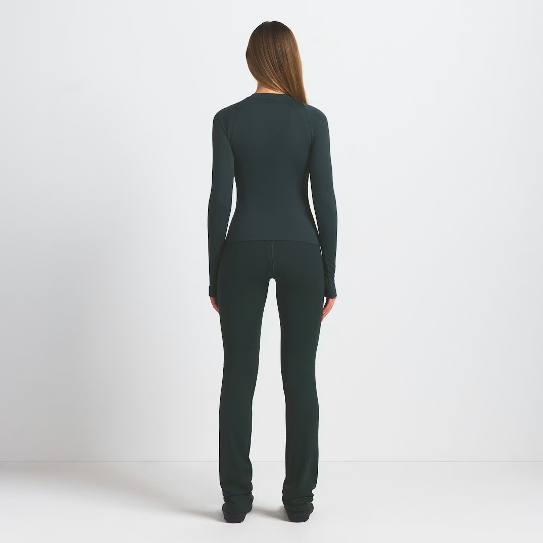 LONG SLEEVE CREW NECK TOP