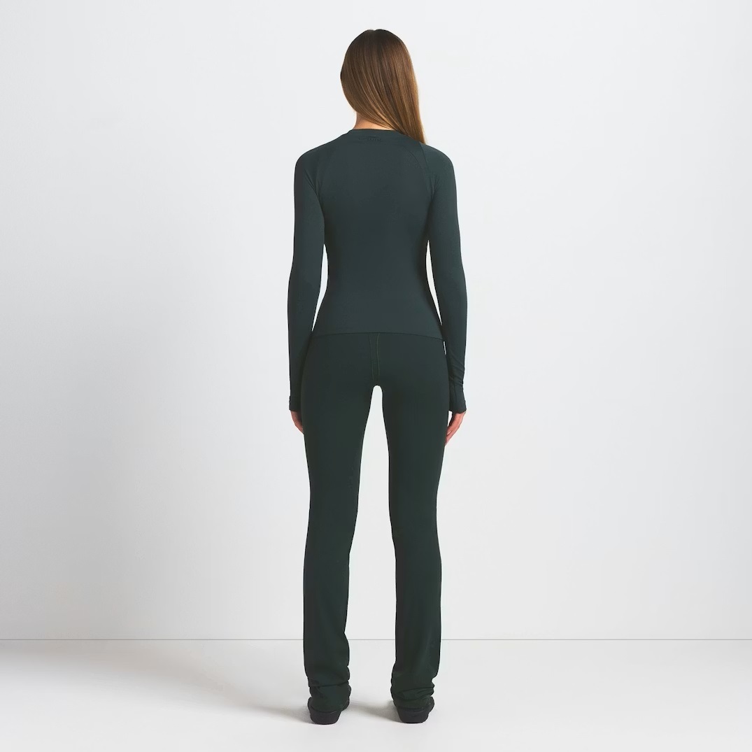 LONG SLEEVE CREW NECK TOP