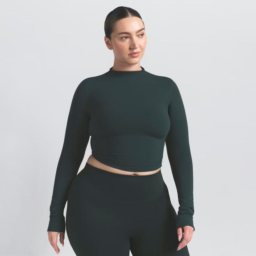 MOCK NECK CROP TOP