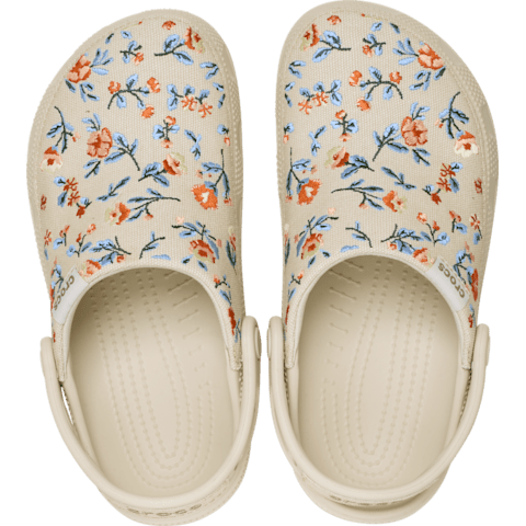 Classic Crafted Floral Clog