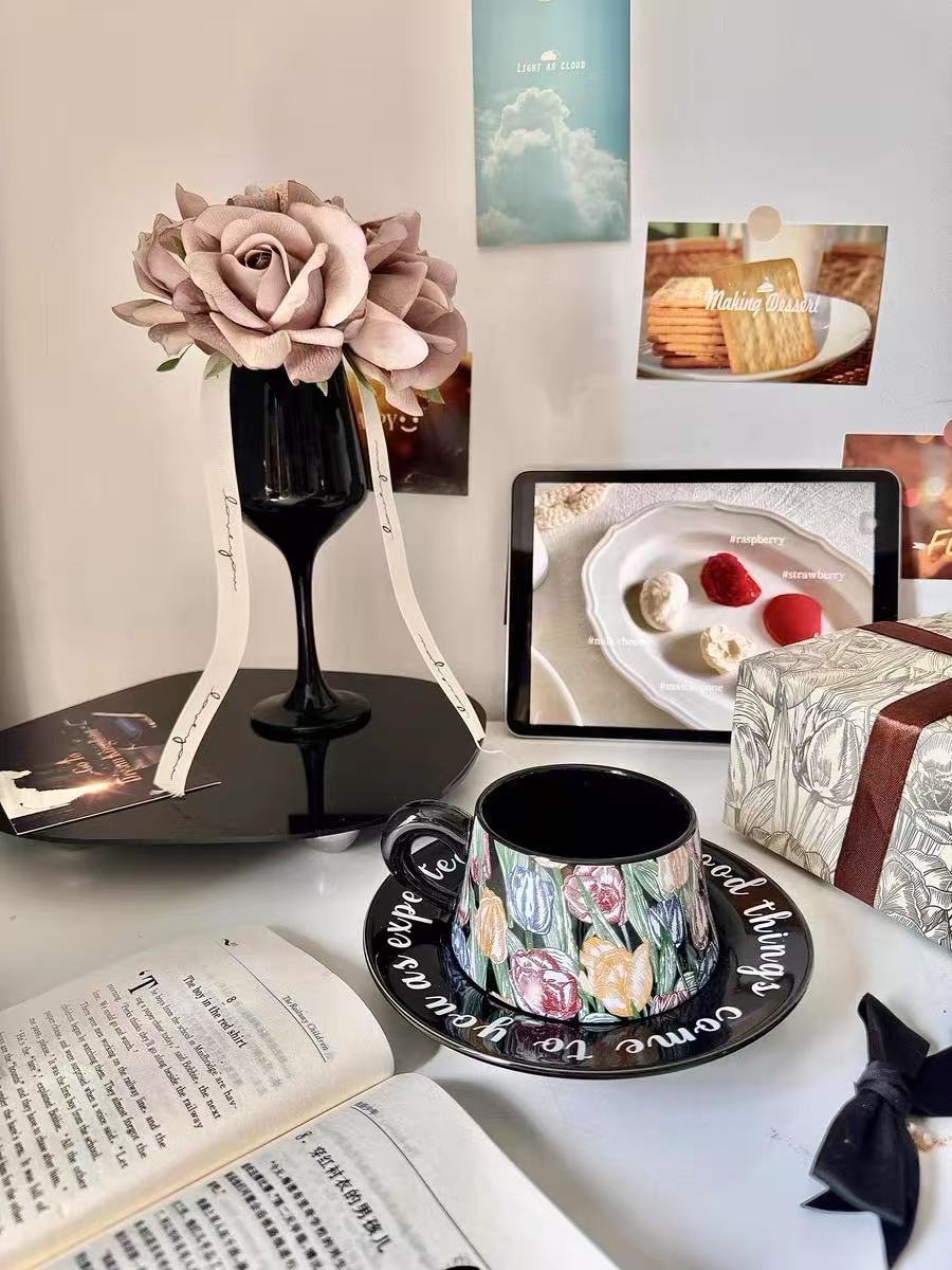 Ceramic coffee mug and saucer set high-value mug;