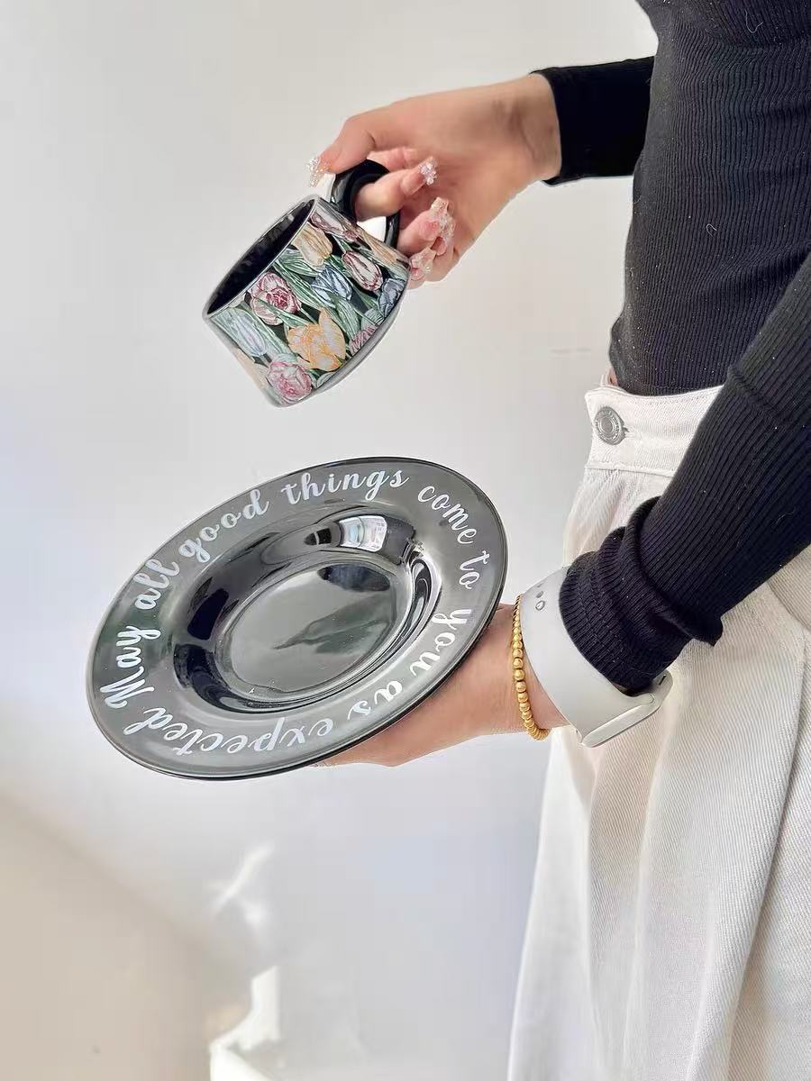 Ceramic coffee mug and saucer set high-value mug;