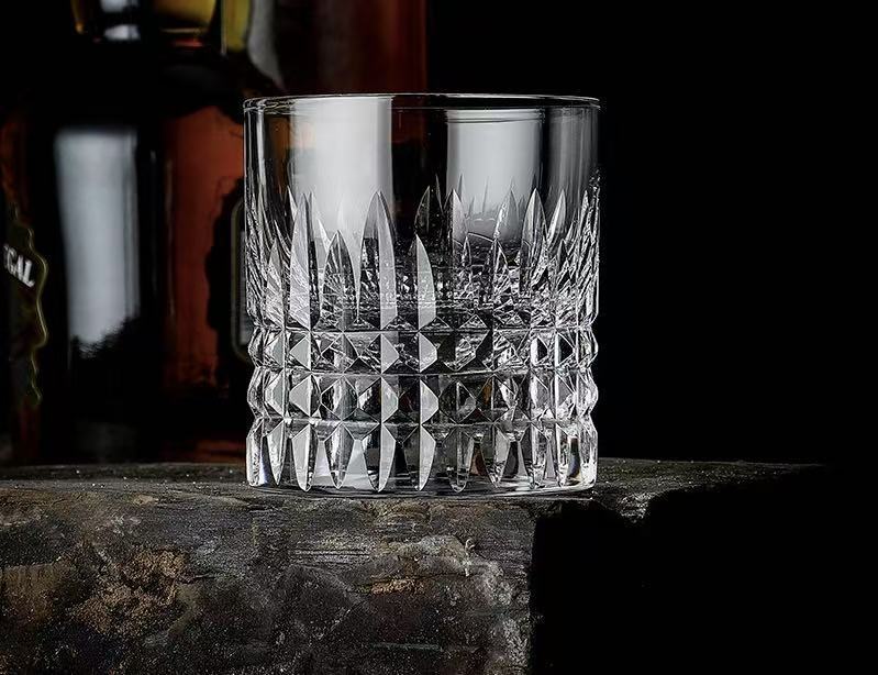 Starburst K9 crystal glass   whiskey glass
