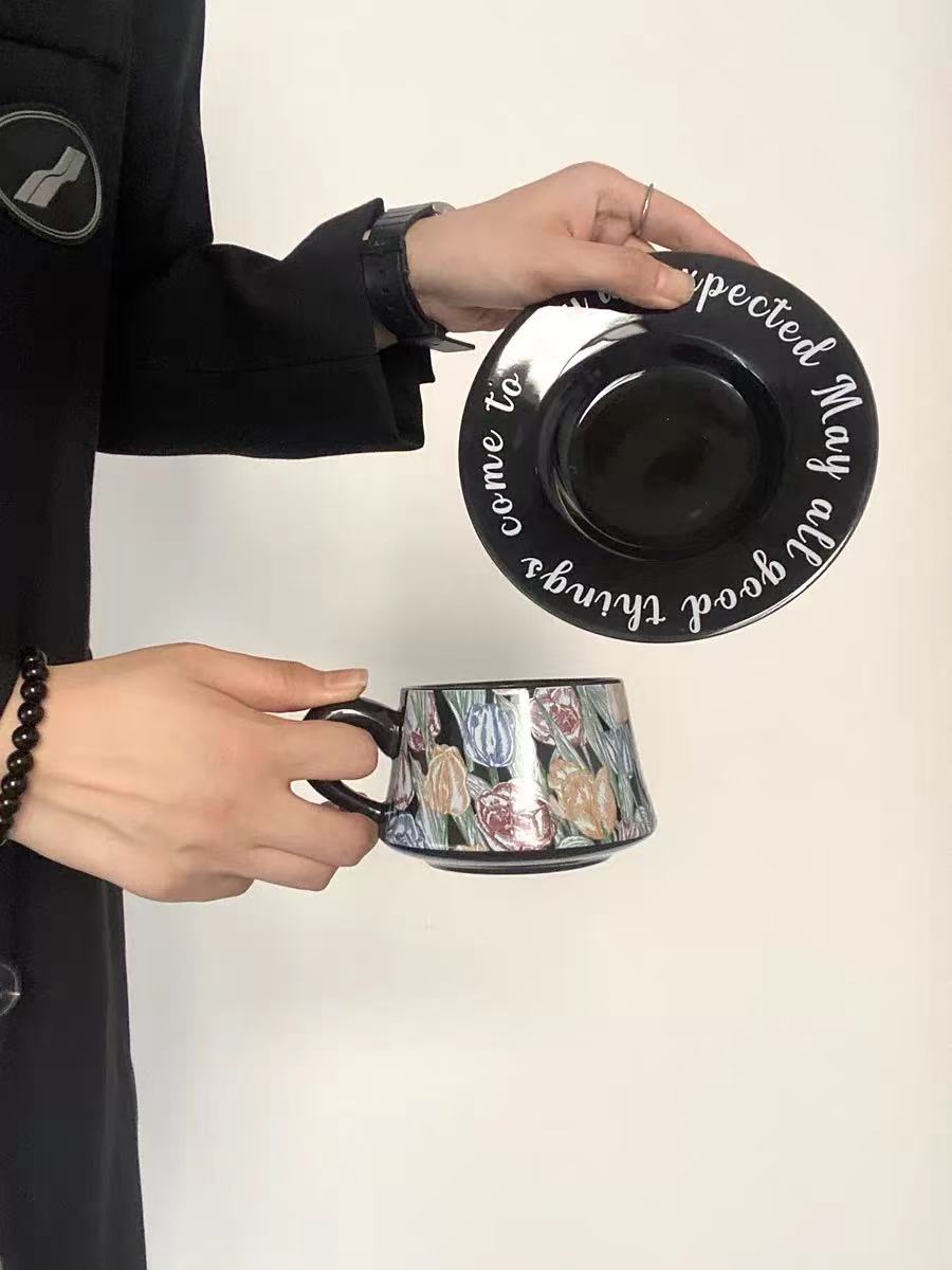 Ceramic coffee mug and saucer set high-value mug;