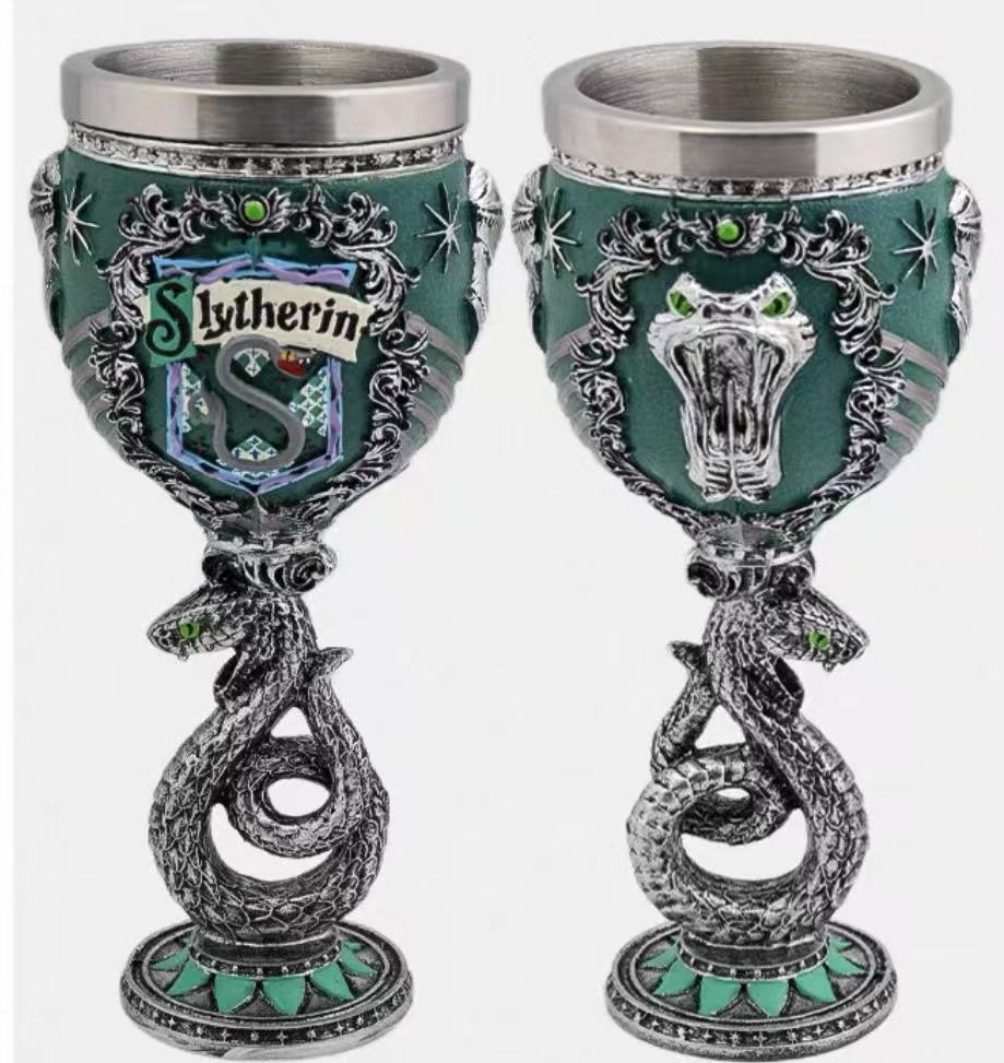 Harry Potter Magic Academy mug;