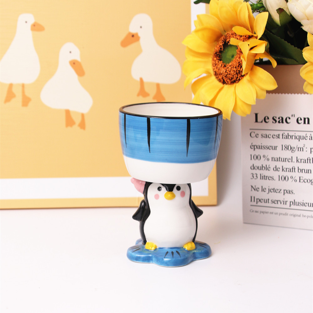 Cartoon-style cute hand-painted, hand-pinched three-dimensional penguin and polar bear ceramic ice cream cups and dessert bowls