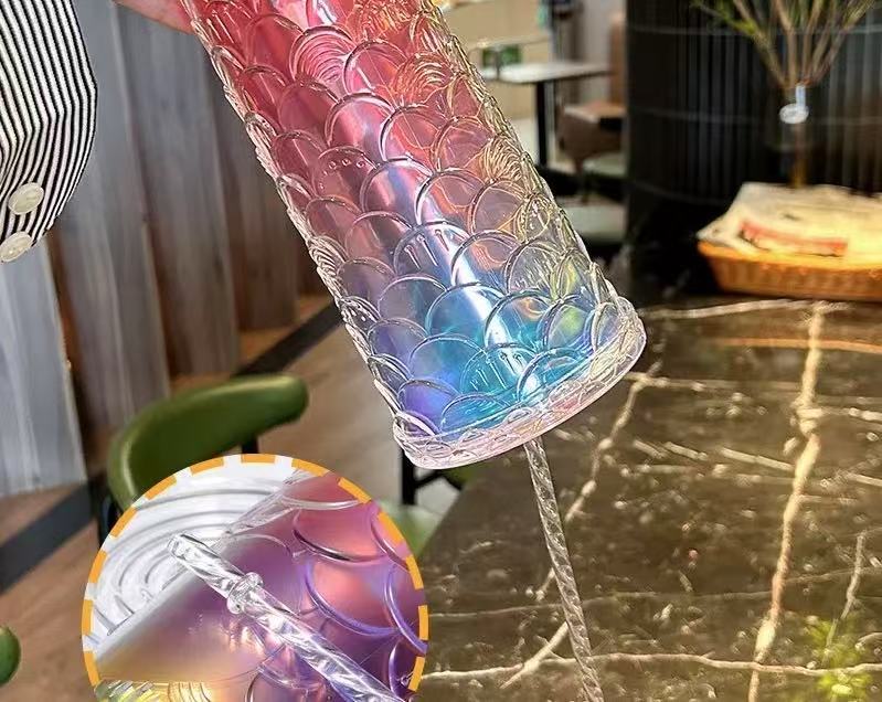 Gradient double-layer fish scale cup