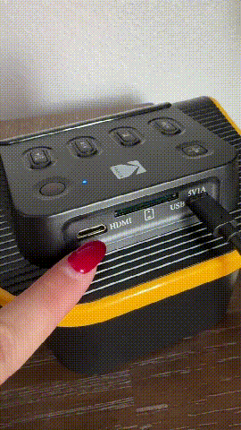 1745375715175329.gif