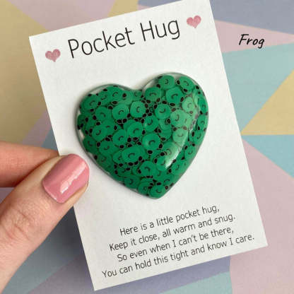 💖Precious Gifts🎁 Pocket Hug Heart
