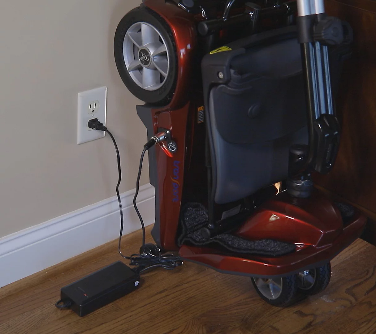 💝Sale Mall Clearance Event💝Buy 2 Free Shipping✨EV Auto Fold 4-Wheel Mobility Scooter