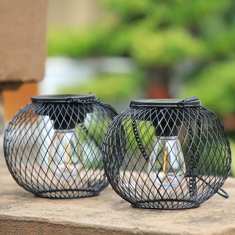 🔥Soon to be sold out!!💝Buy 2 Get 2 Free🏡Outdoor Solar Hanging Light (2 Pcs)