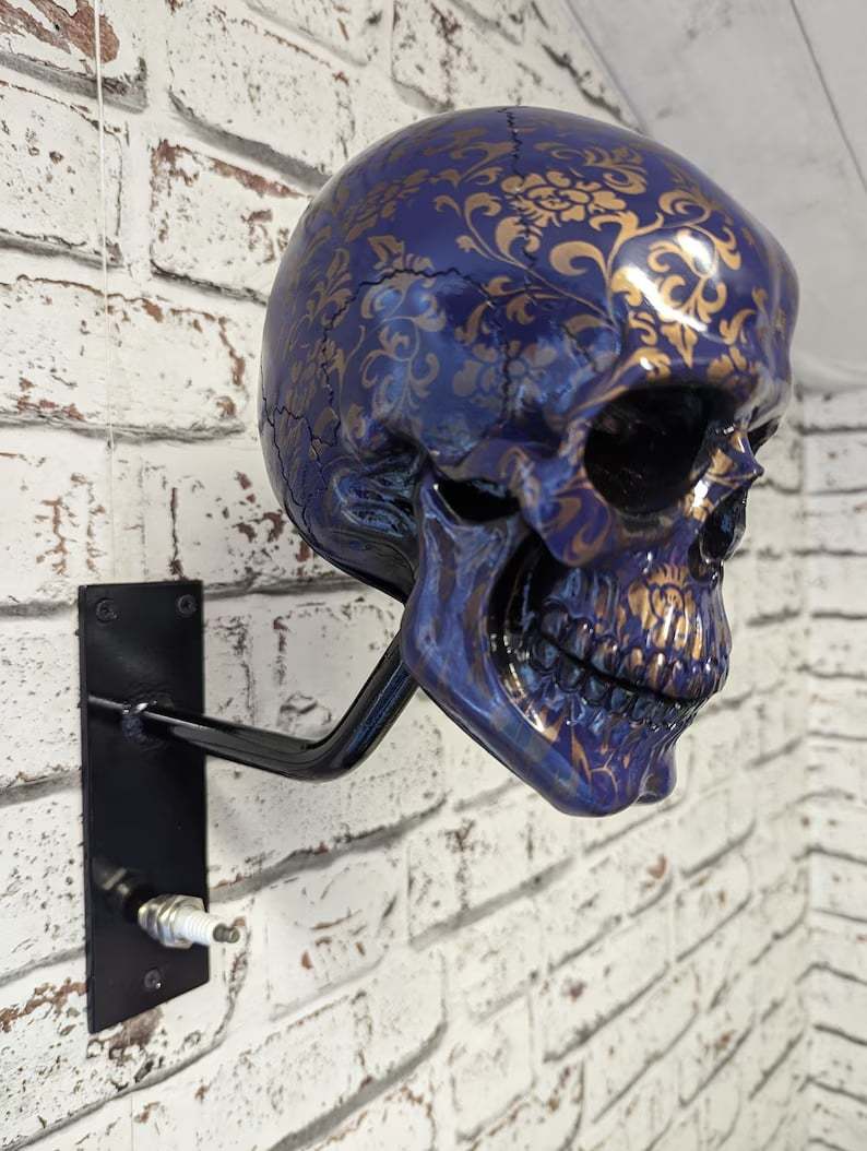 🏴‍☠️Motorcycle Helmet and Jacket Skull Holder