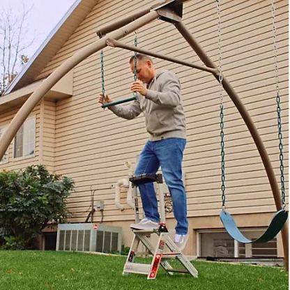 💝𝗧𝗼𝗱𝗮𝘆'𝘀 𝗦𝗽𝗲𝗰𝗶𝗮𝗹𝘀💝Buy 2 Get 2 Free💥Jumbo Step 2/3-Step Aluminum Step Stool with Safety Bar
