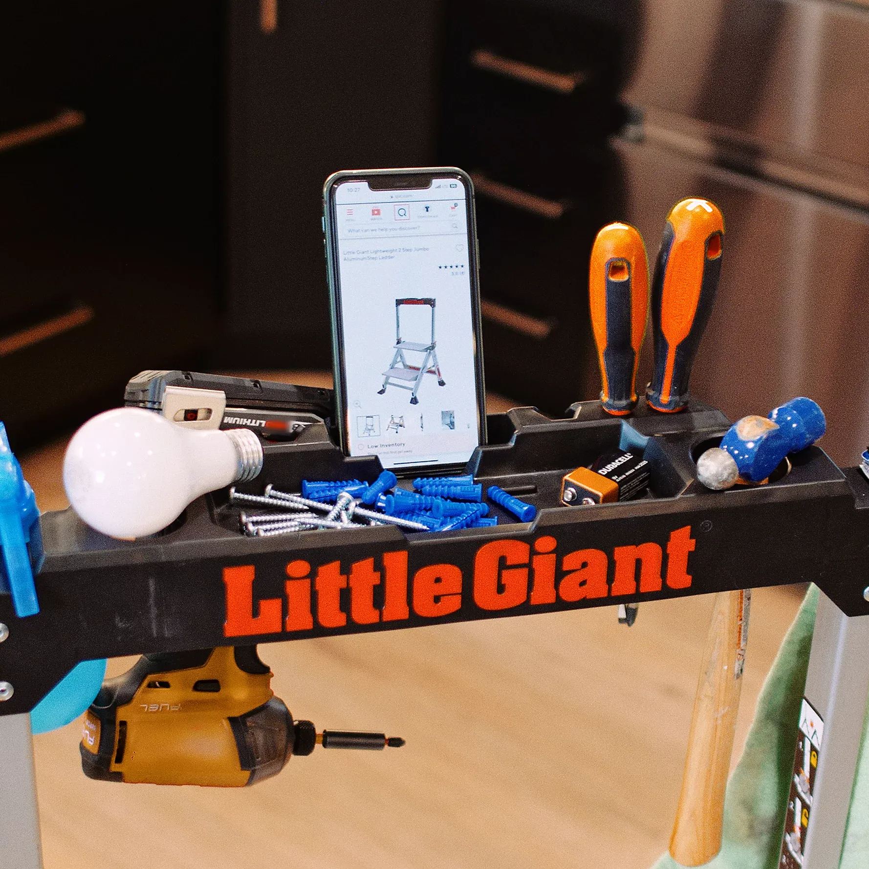 💝𝗧𝗼𝗱𝗮𝘆'𝘀 𝗦𝗽𝗲𝗰𝗶𝗮𝗹𝘀💝Buy 2 Get 2 Free💥Jumbo Step 2/3-Step Aluminum Step Stool with Safety Bar
