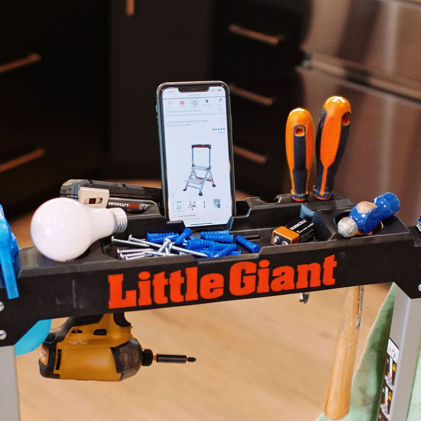 💝𝗧𝗼𝗱𝗮𝘆'𝘀 𝗦𝗽𝗲𝗰𝗶𝗮𝗹𝘀💝Buy 2 Get 2 Free💥Jumbo Step 2/3-Step Aluminum Step Stool with Safety Bar
