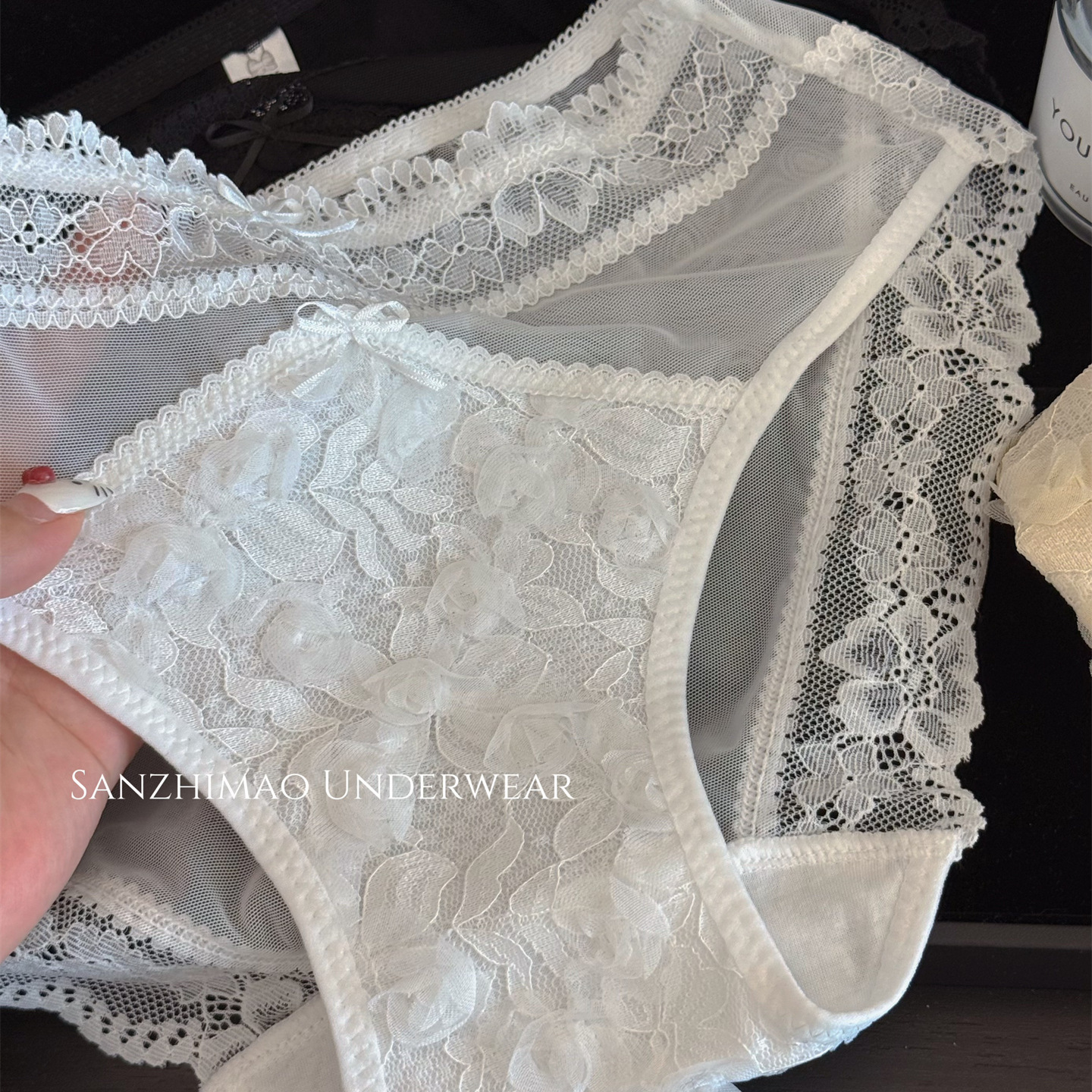 Three-dimensional rose~-XLoveLab