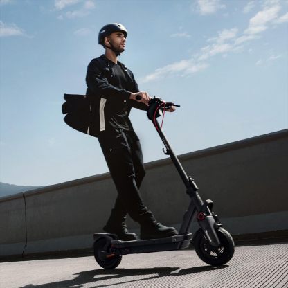 Segway Ninebot Max G3 Electric Scooter, 28 mph Top Speed w/ 50 Miles Max Range, 2000W Peak Motor, Dual Hydraulic Suspension, Fast Charging Scooter for Adults and Teens, UL-2272 2271 Certified