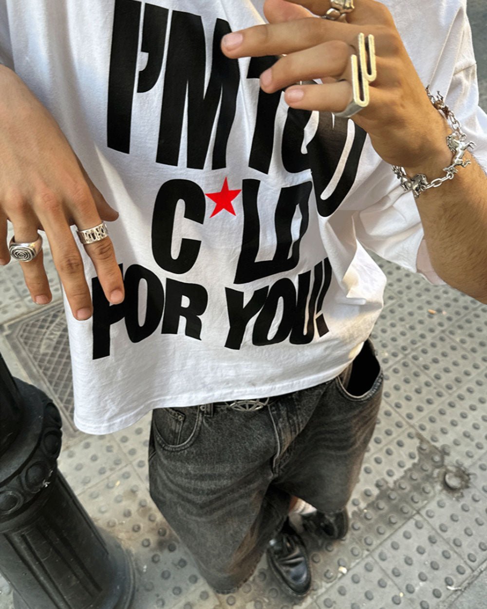 IM TOO COLD TEE WHITE