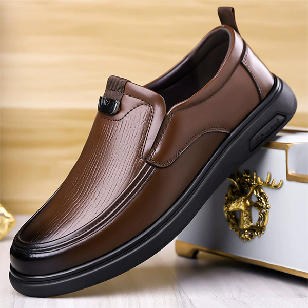 Genuine leather plus size soft leather round toe slip-on men's loafers