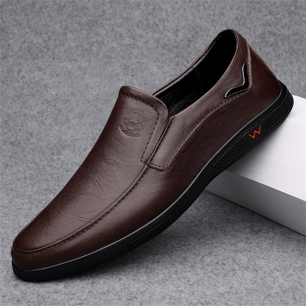 Breathable leather soft sole men's casual shoes