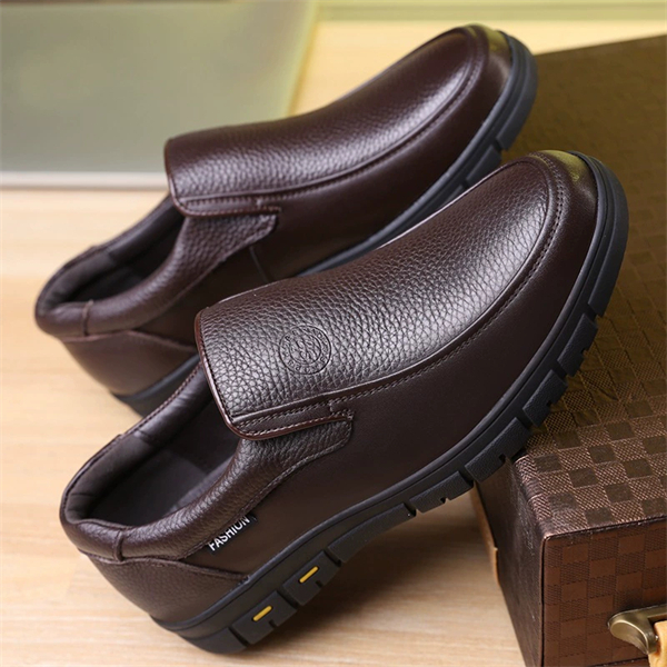 Genuine leather loose-fitting non-slip plus size men's loafers