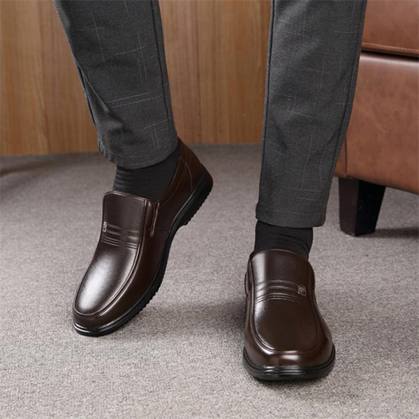 Genuine leather soft sole casual loafers for middle-aged and elderly men