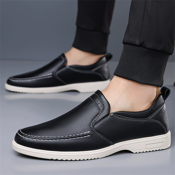 Genuine leather large size hand-sewn men's casual shoes