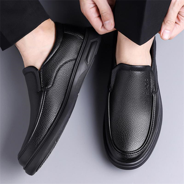 Genuine leather plus size soft sole non-slip slip-on men's casual shoes