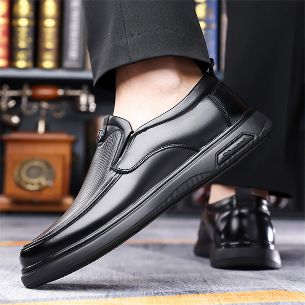 Genuine leather plus size soft leather round toe slip-on men's loafers