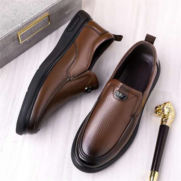 Genuine leather plus size soft leather round toe slip-on men's loafers