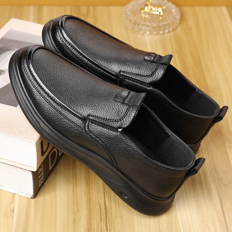 Men’s Casual Leather Shoes – Genuine Leather, Breathable, Soft-Soled, Available in Large Sizes