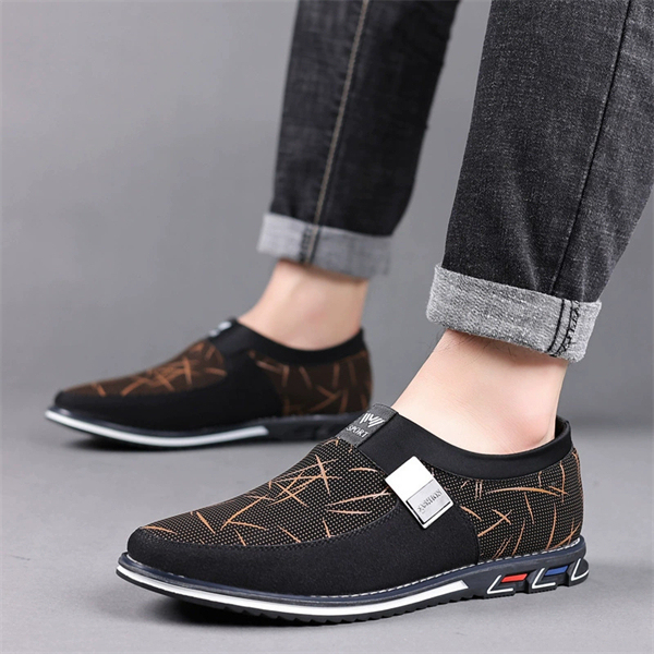 Genuine leather large size low top flat casual shoes for men