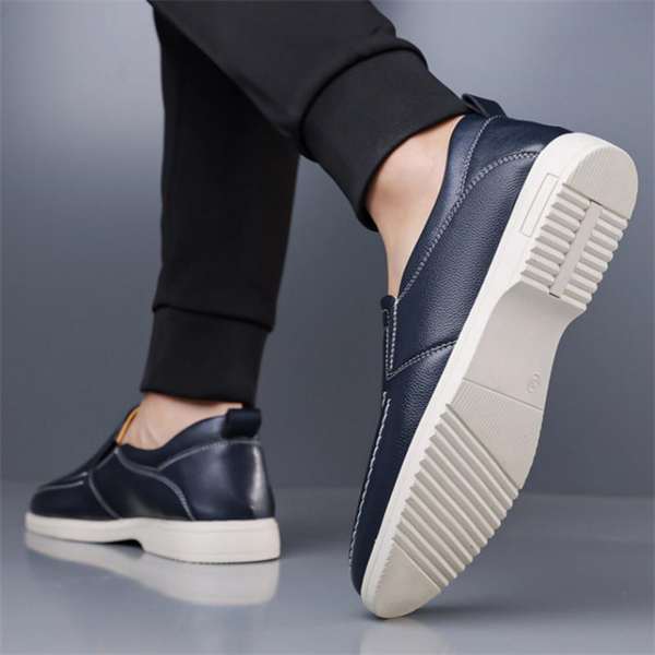 Genuine leather large size hand-sewn men's casual shoes