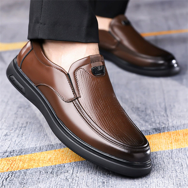 Genuine leather plus size soft leather round toe slip-on men's loafers