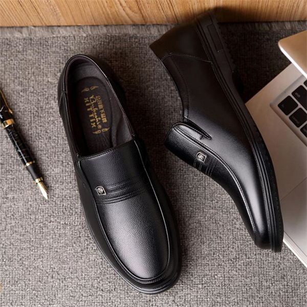 Genuine leather soft sole casual loafers for middle-aged and elderly men